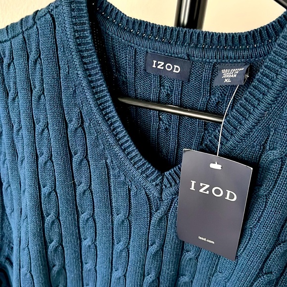 NWT Izod Sweater Vest, XL - Picture 2 of 4